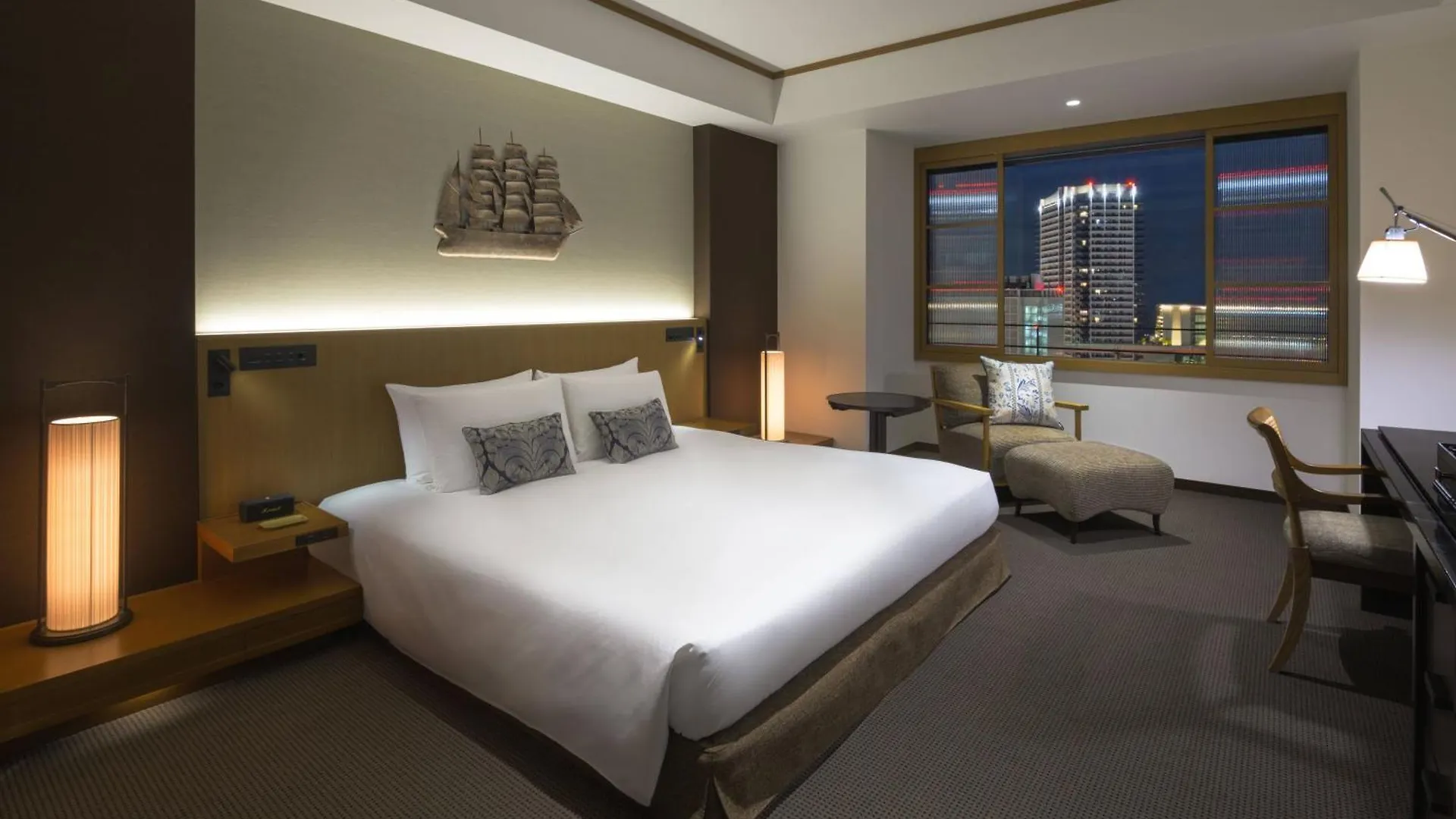 Oriental Hotel Kobe 5*,